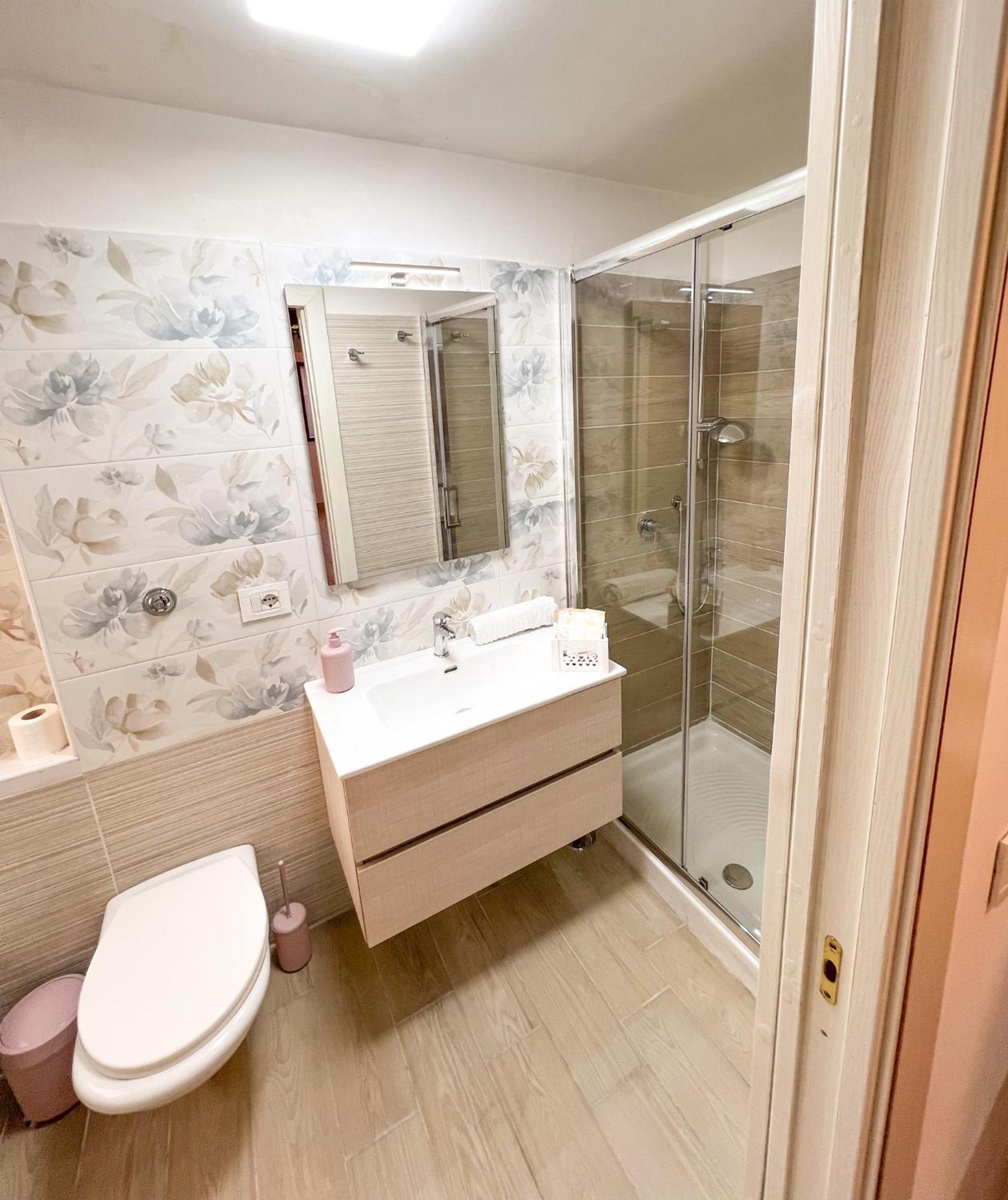 Romantic Suite Napoli Bagian luar foto